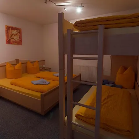 Fletzberger, Haus Apartman *