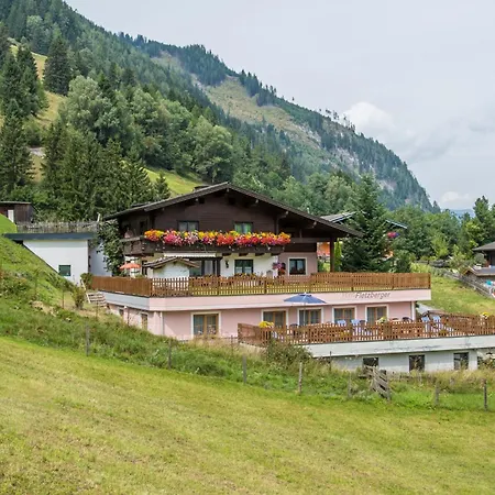 Apartman Fletzberger, Haus *