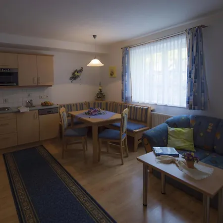 Appartamento Fletzberger, Haus