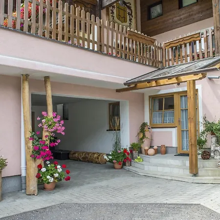 Apartment Fletzberger, Haus *